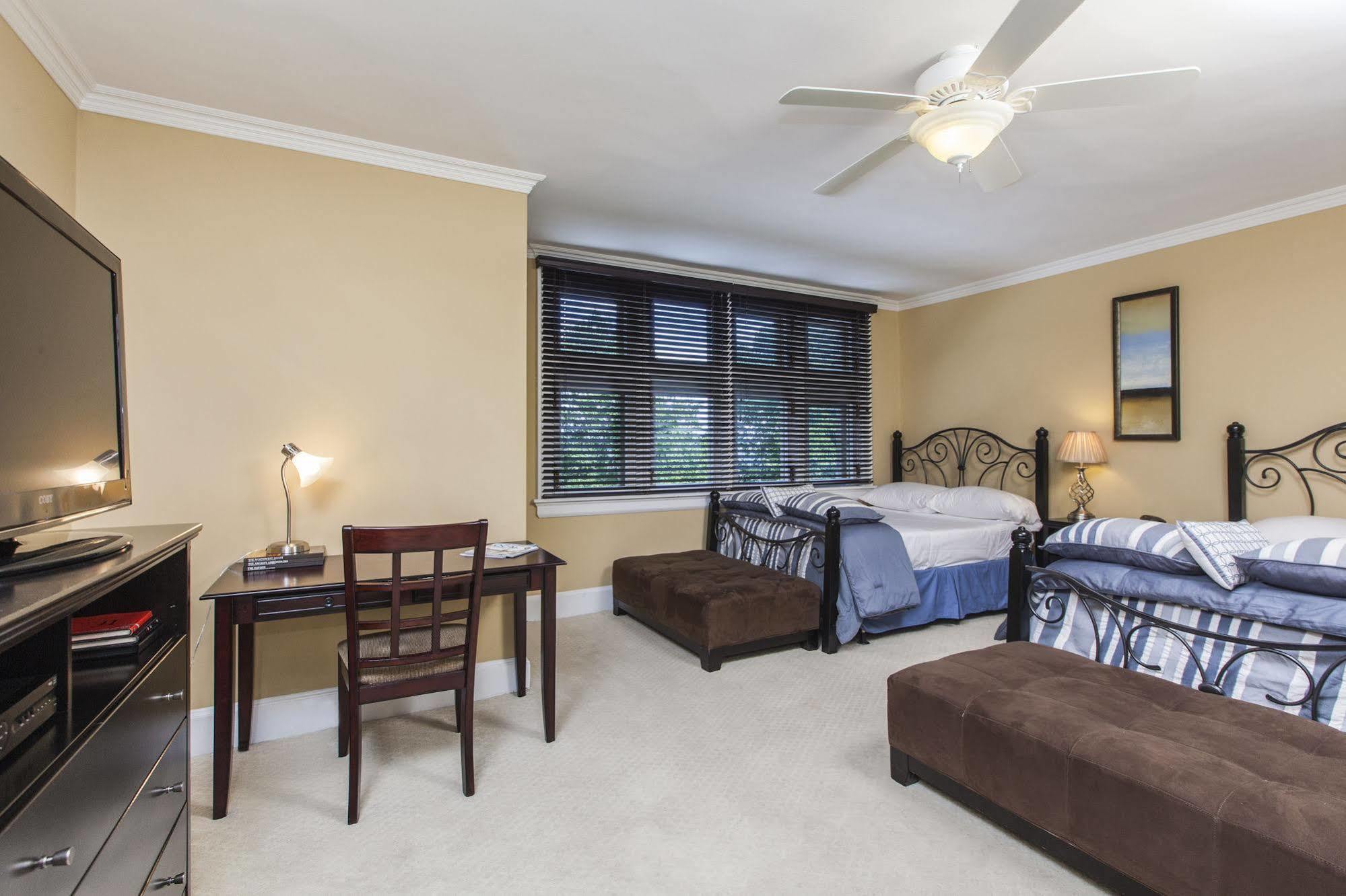 The Mansion At Maple Heights Bed & Breakfast Pittsburgh Bagian luar foto