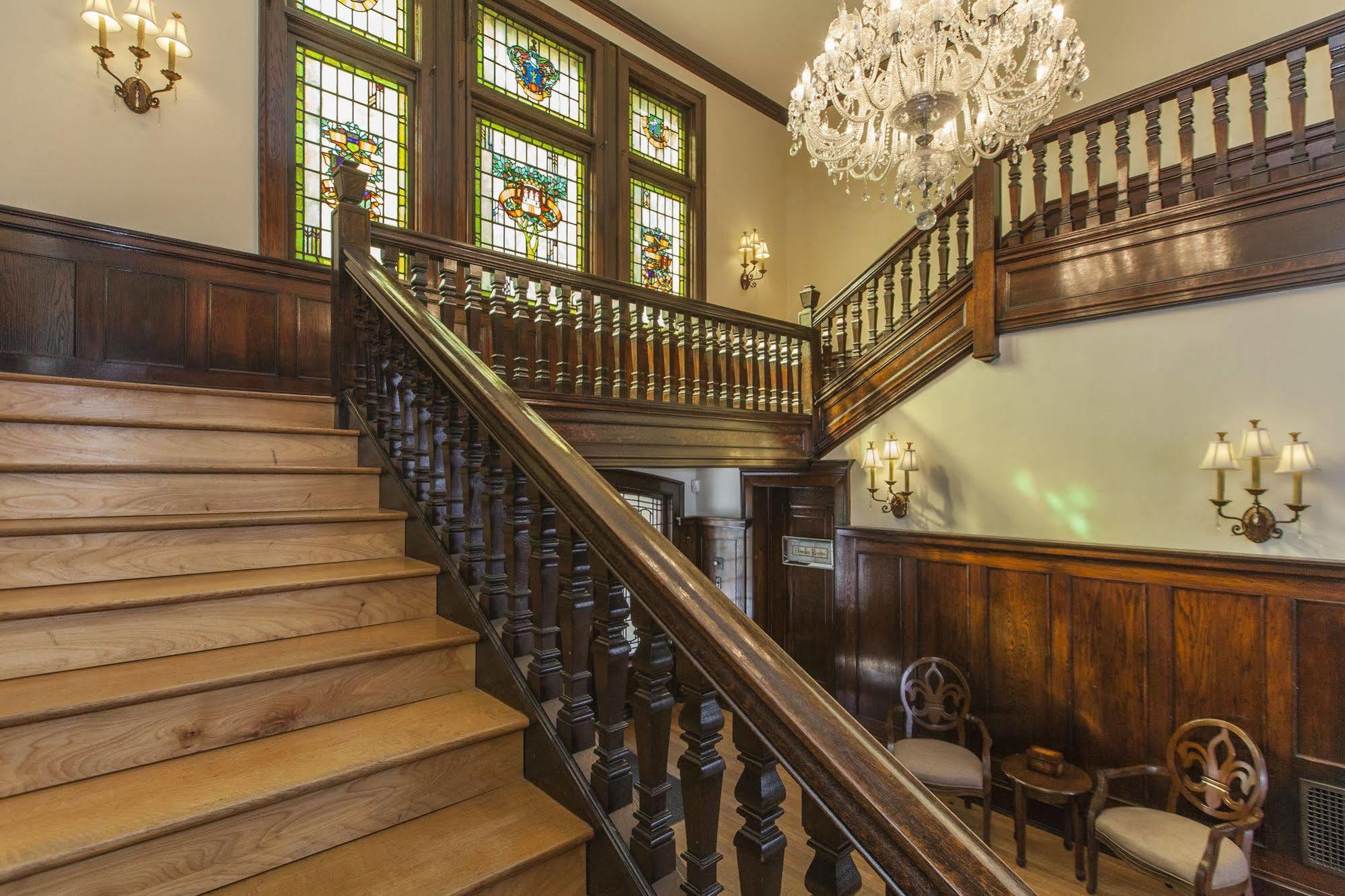The Mansion At Maple Heights Bed & Breakfast Pittsburgh Bagian luar foto